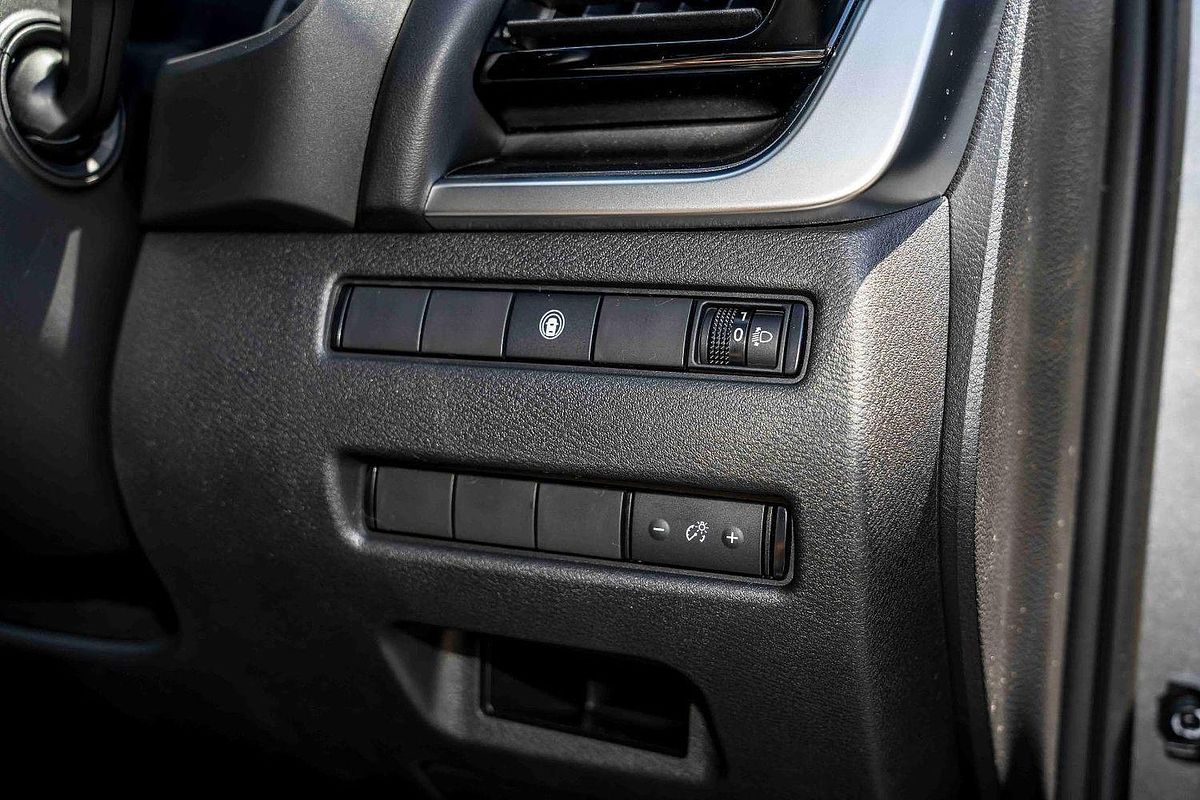 2024 Nissan X-TRAIL ST T33