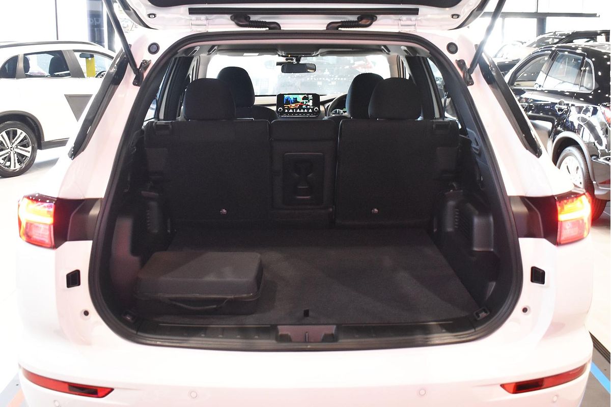 2024 Mitsubishi Outlander PHEV ES ZM