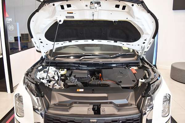 2024 Mitsubishi Outlander PHEV ES ZM