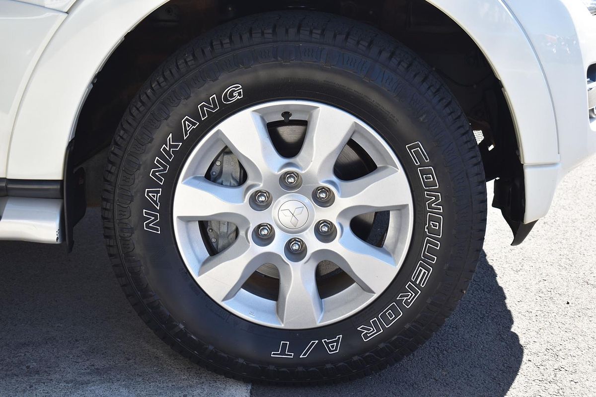 2021 Mitsubishi Pajero GLX NX