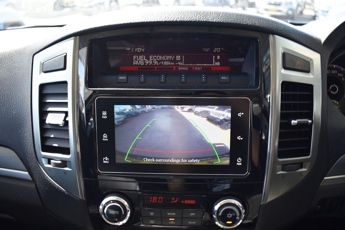 2021 Mitsubishi Pajero GLX NX