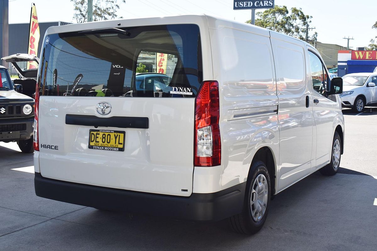 2022 Toyota Hiace GDH300R LWB