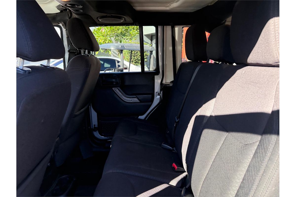 2014 Jeep Wrangler Unlimited Sport JK