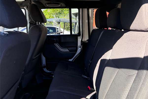 2014 Jeep Wrangler Unlimited Sport JK