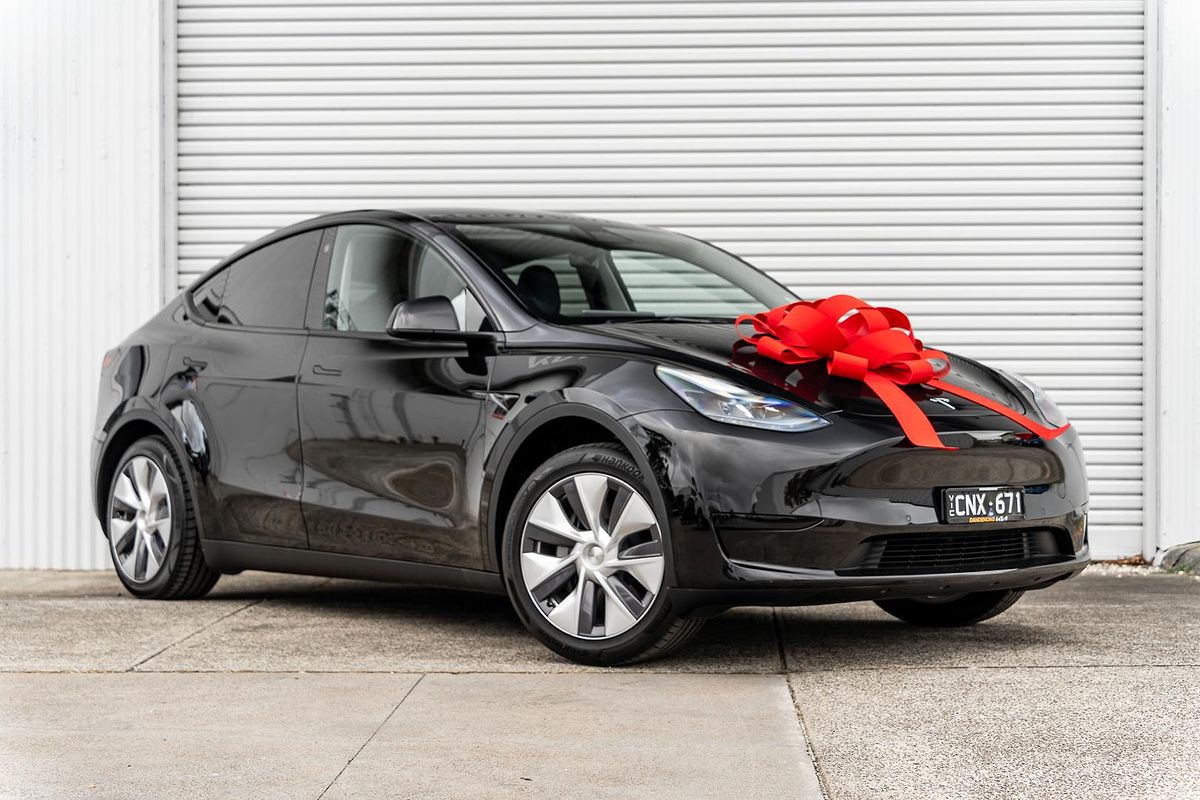 2023 Tesla Model Y Rear-Wheel Drive