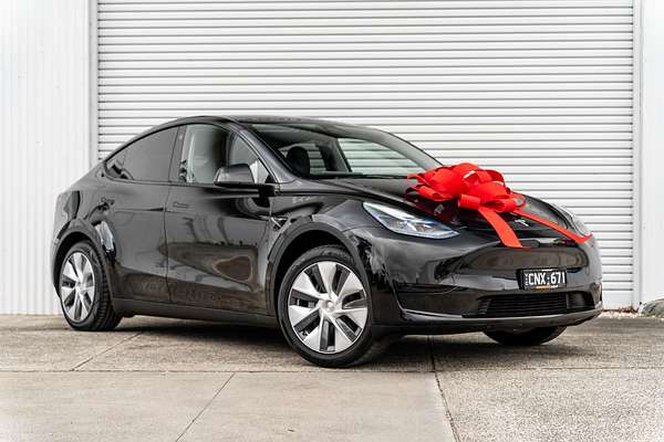 2023 Tesla Model Y Rear-Wheel Drive