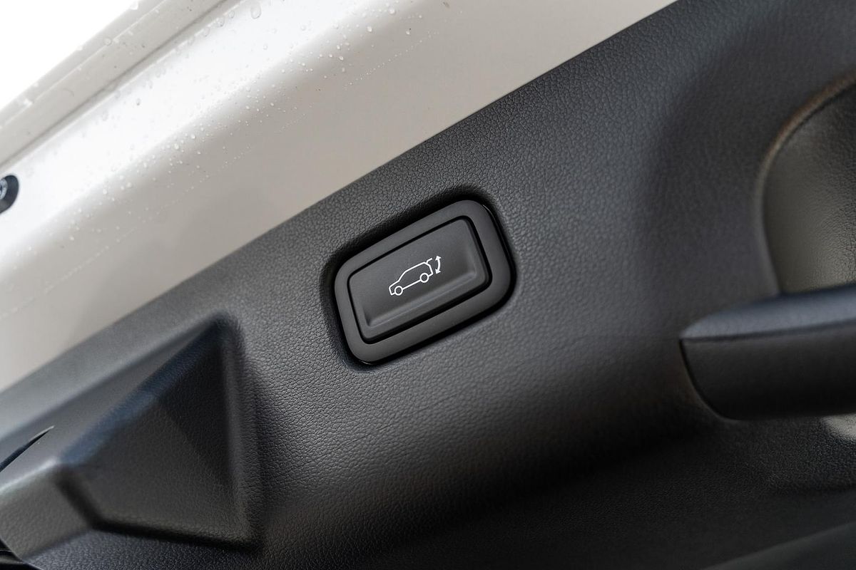 2025 Hyundai Kona Premium SX2.V2