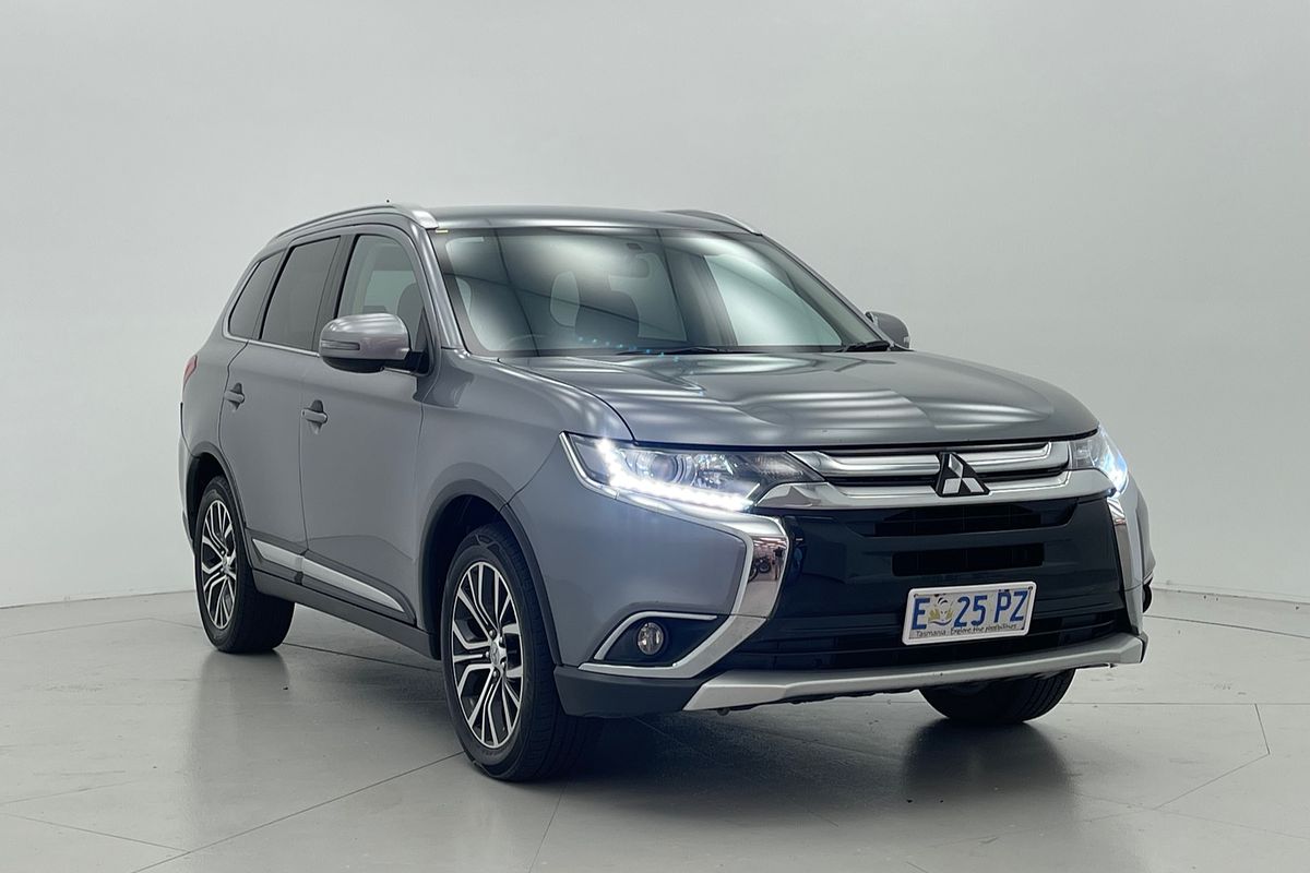 2016 MITSUBISHI OUTLANDER LS (4x4)  4D WAGON 4CYL 