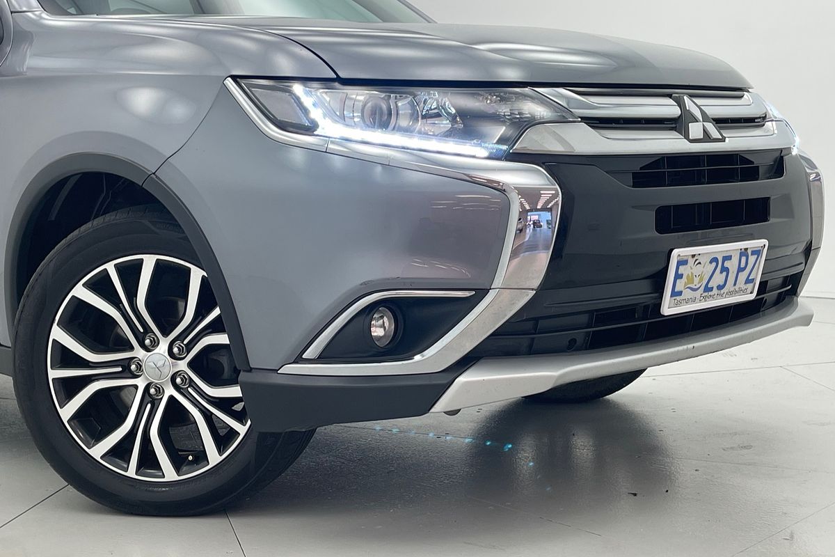 2016 MITSUBISHI OUTLANDER LS (4x4)  4D WAGON 4CYL 