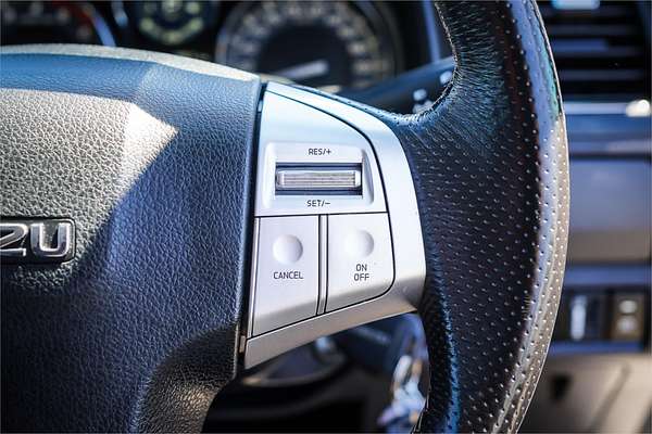 2019 Isuzu MU-X LS-M