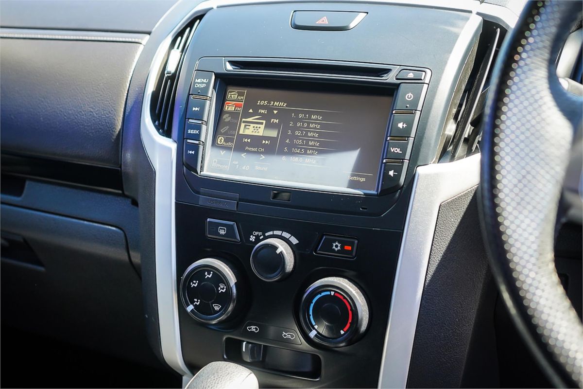 2019 Isuzu MU-X LS-M