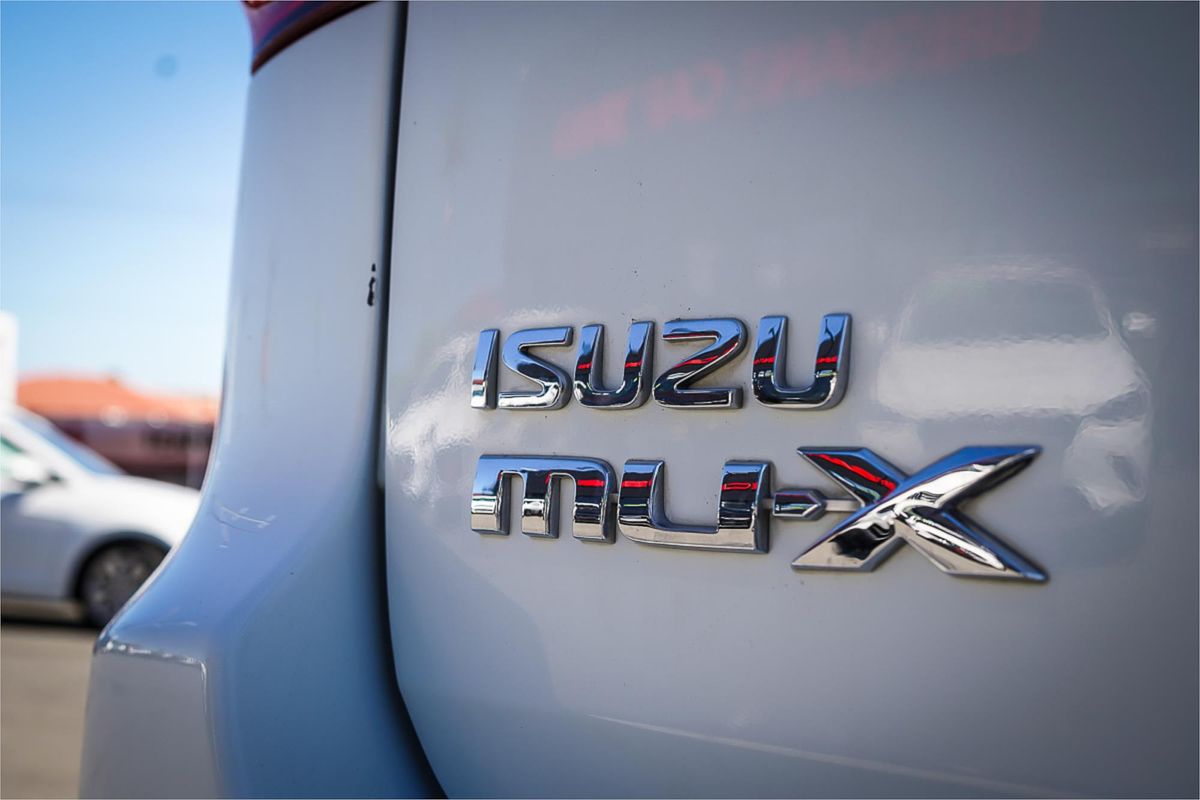 2019 Isuzu MU-X LS-M
