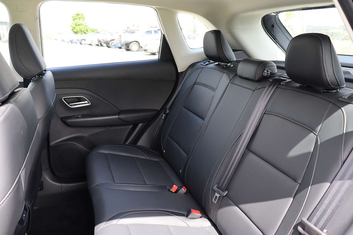 2025 MG ZS Essence Hybrid+ ZS32