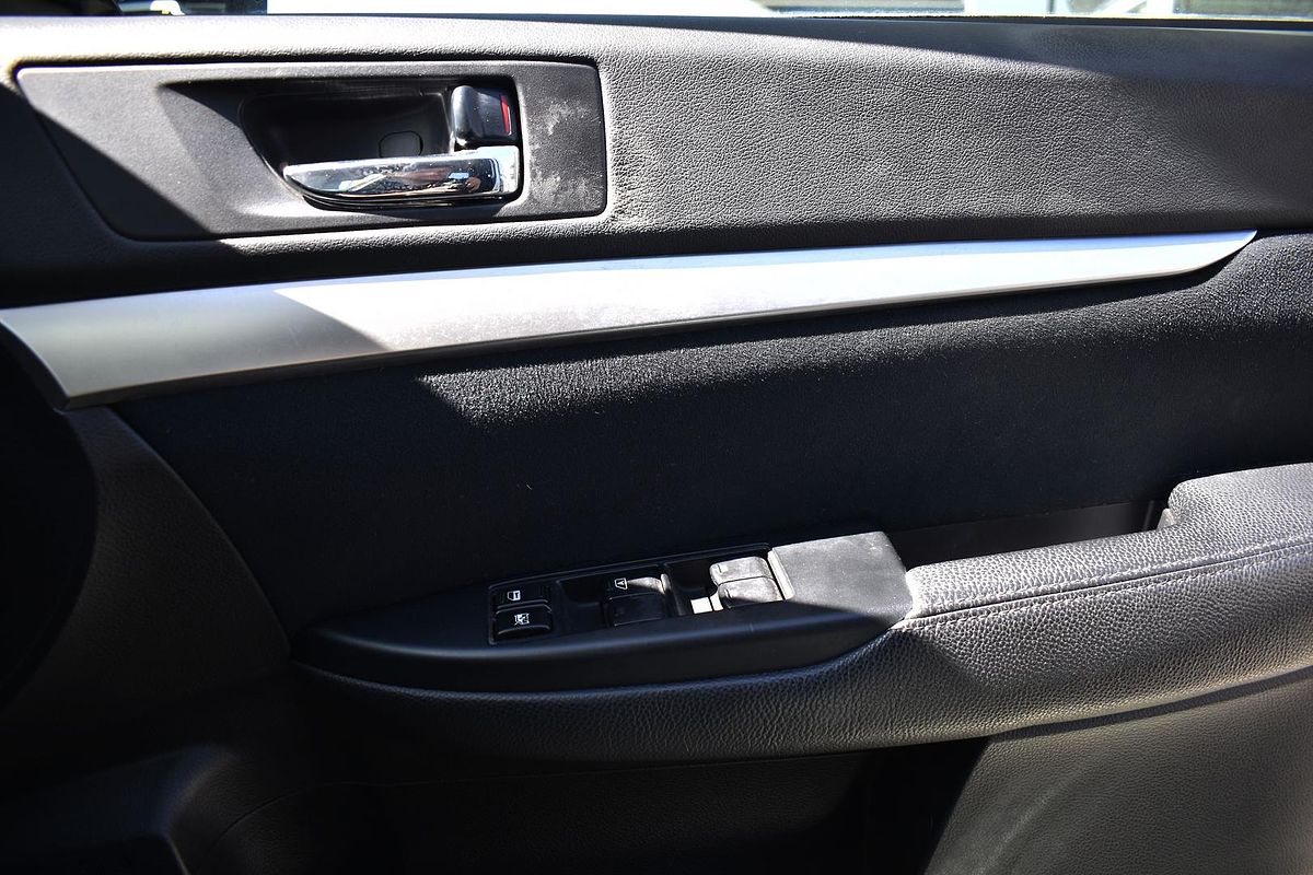2012 Subaru Outback 2.5i 4GEN