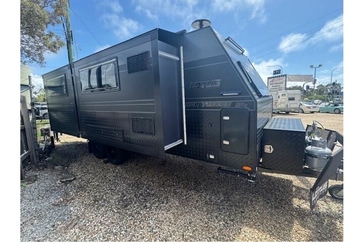 2024 Lotus Caravans Hollywood
