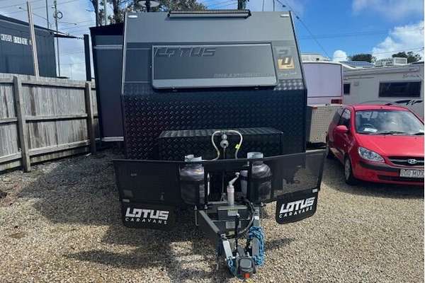 2024 Lotus Caravans Hollywood