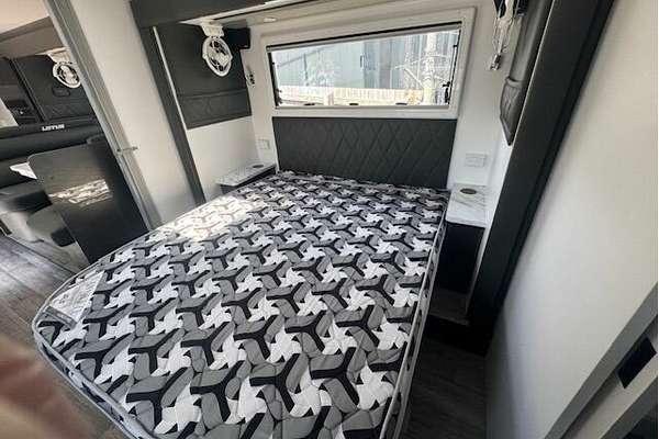 2024 Lotus Caravans Hollywood