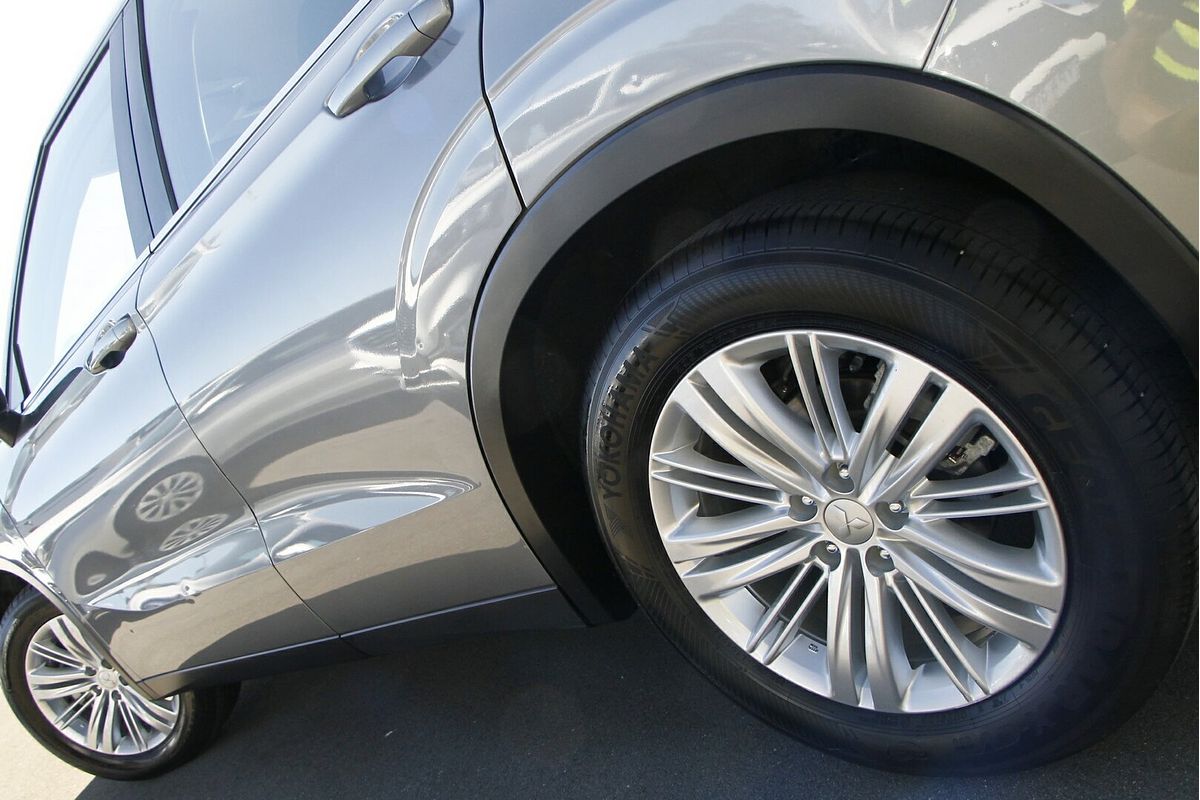 2022 Mitsubishi Outlander ES ZM