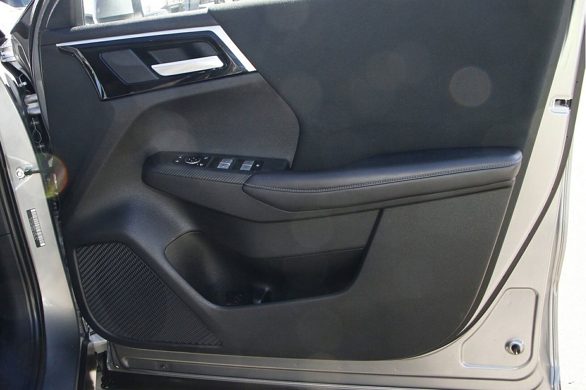 2022 Mitsubishi Outlander ES ZM
