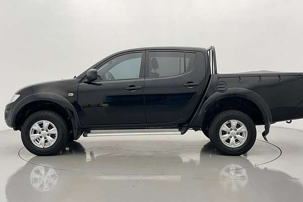 2014 Mitsubishi Triton GLX MN 4X4