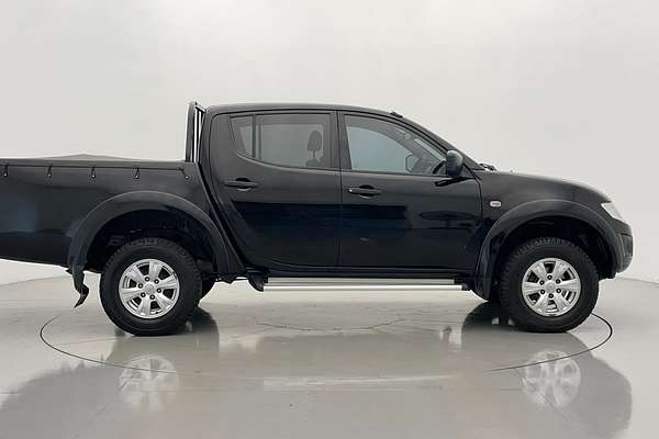 2014 Mitsubishi Triton GLX MN 4X4