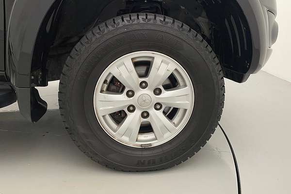2014 Mitsubishi Triton GLX MN 4X4