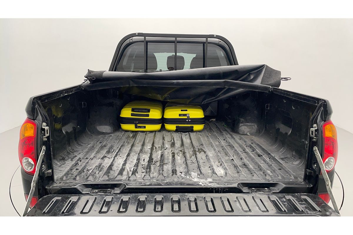2014 Mitsubishi Triton GLX MN 4X4