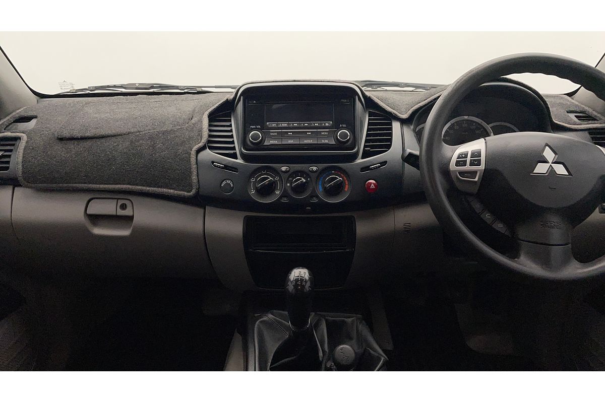 2014 Mitsubishi Triton GLX MN 4X4
