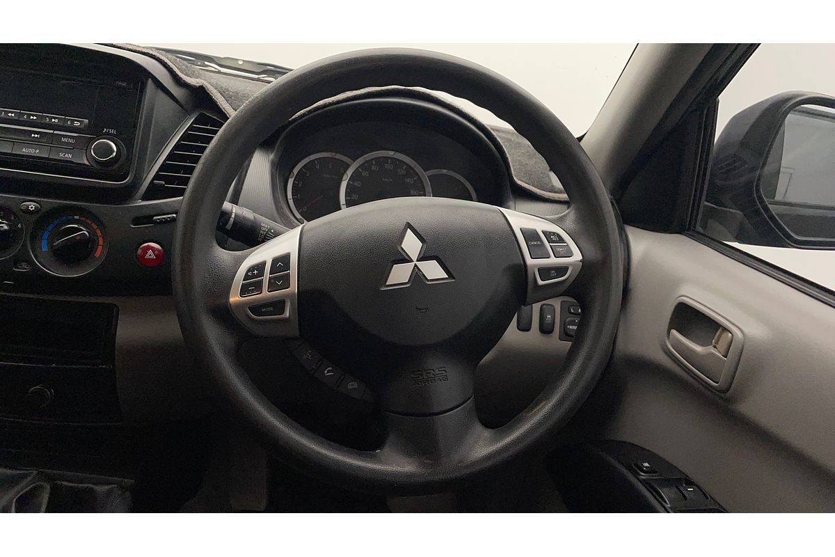2014 Mitsubishi Triton GLX MN 4X4