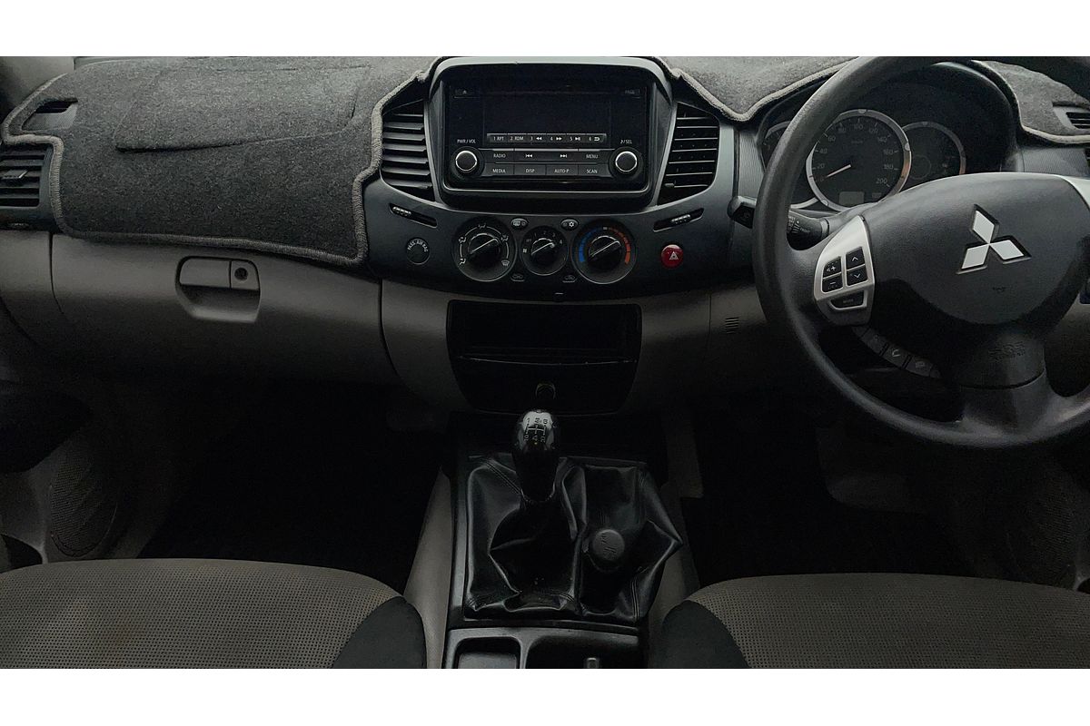 2014 Mitsubishi Triton GLX MN 4X4