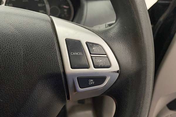 2014 Mitsubishi Triton GLX MN 4X4