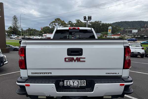 2017 GMC GMC Sierra Denali HD Crew Cab 4WD 6.6L V8