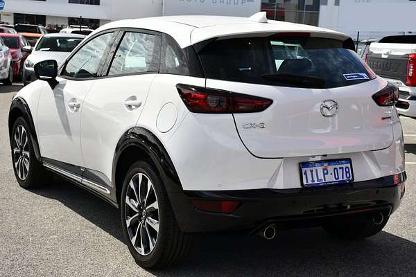 2022 Mazda CX-3 sTouring DK