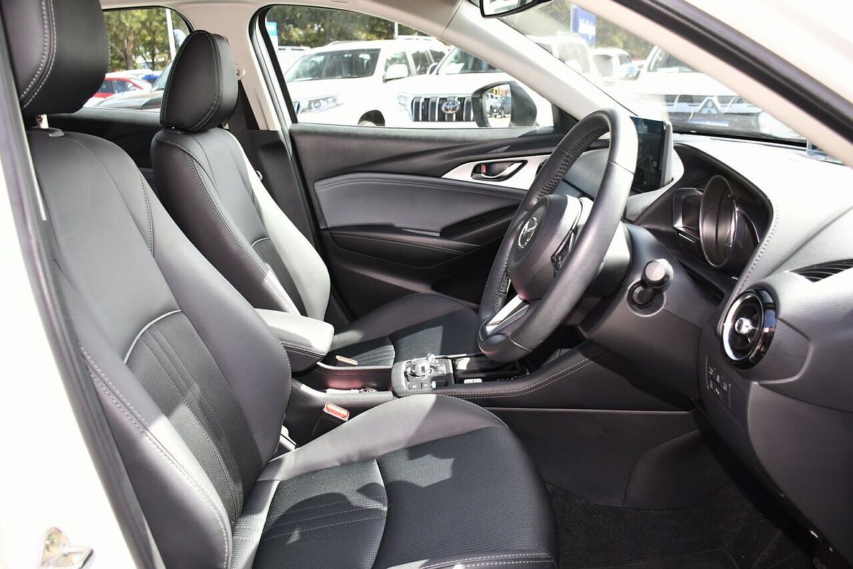 2022 Mazda CX-3 sTouring DK