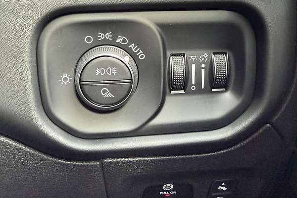 2025 RAM 1500 Limited Hurricane HO RamBox DT 4X4 SWB