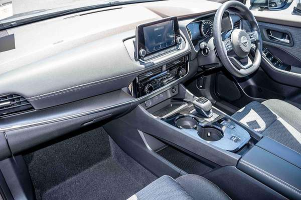 2024 Nissan X-TRAIL ST T33