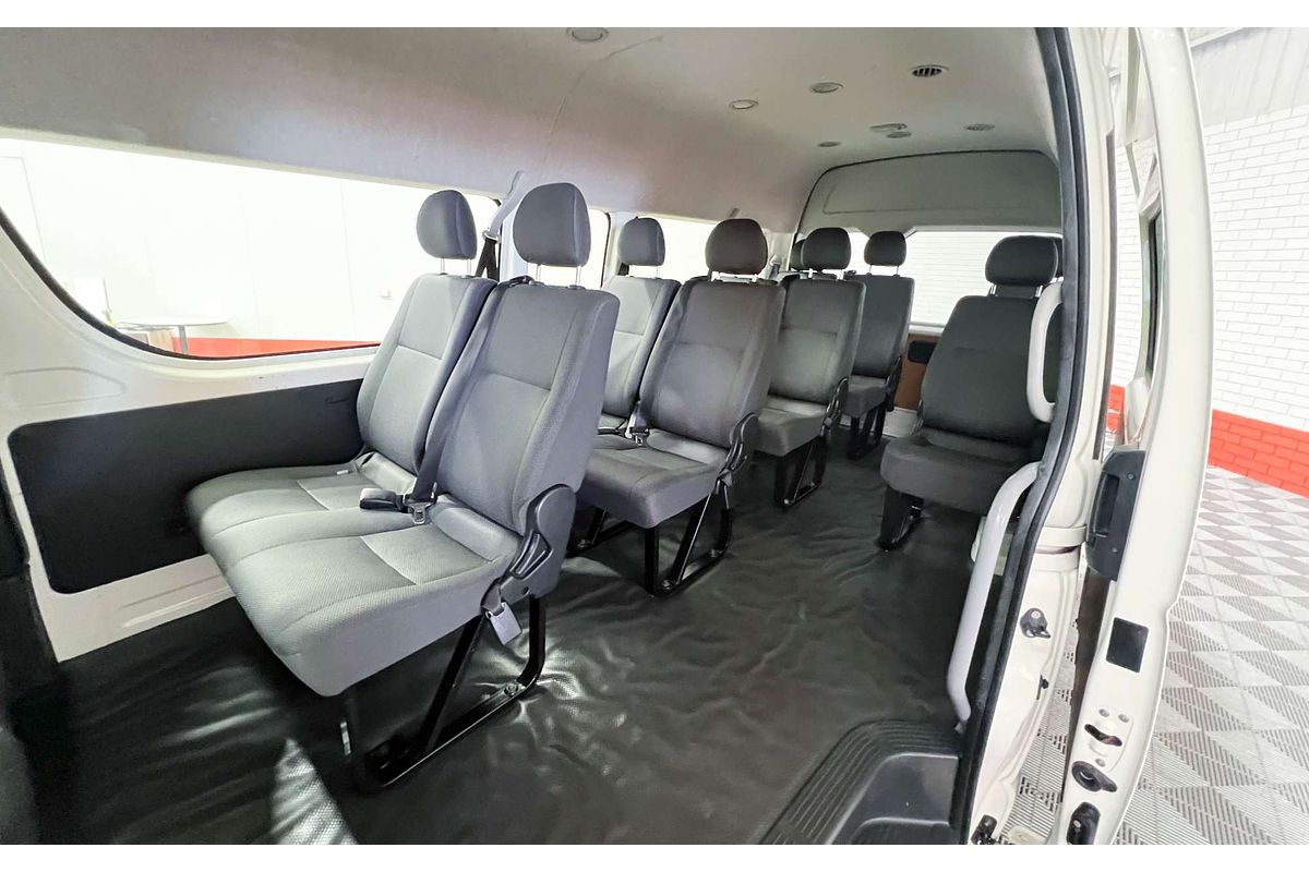 2018 Toyota Hiace Commuter KDH223R
