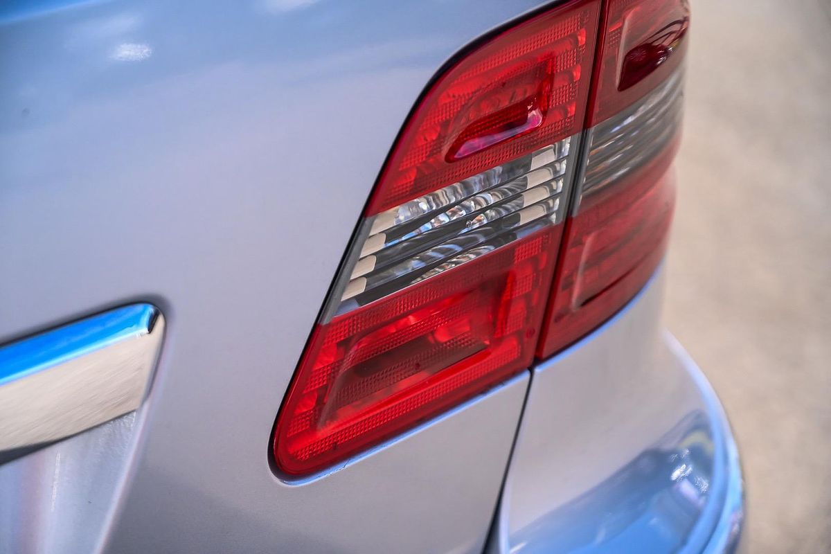 2011 Mercedes-Benz B-Class B180 W245