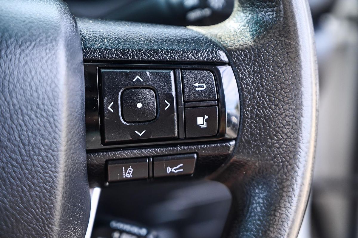 2021 Toyota Hilux SR GUN126R 4X4