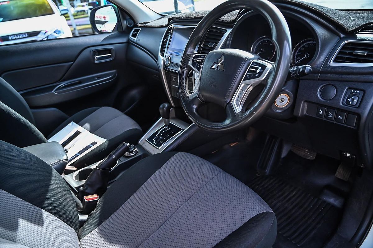 2020 Mitsubishi Triton GLX+ MR 4X4