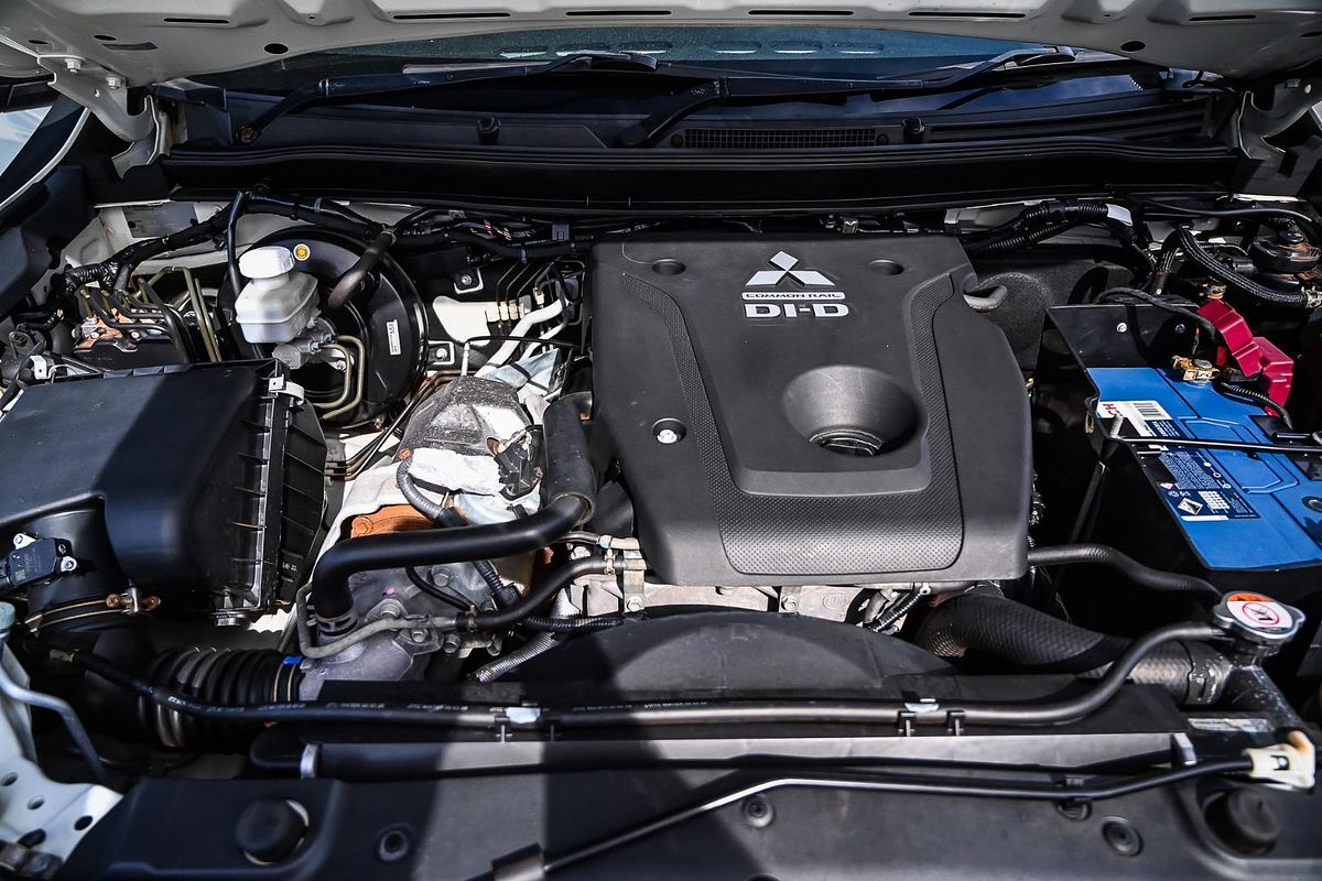 2020 Mitsubishi Triton GLX+ MR 4X4
