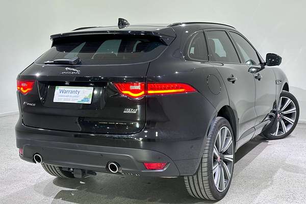 2017 Jaguar F-PACE 30d R-Sport X761