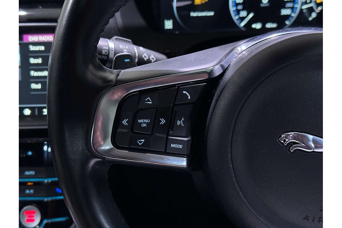 2017 Jaguar F-PACE 30d R-Sport X761