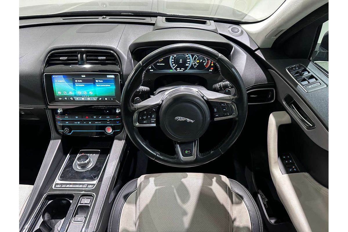 2017 Jaguar F-PACE 30d R-Sport X761