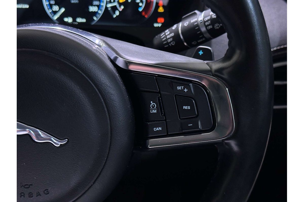 2017 Jaguar F-PACE 30d R-Sport X761