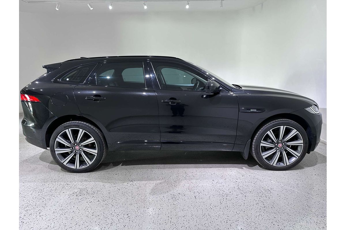 2017 Jaguar F-PACE 30d R-Sport X761