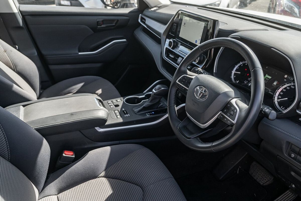 2023 Toyota Kluger