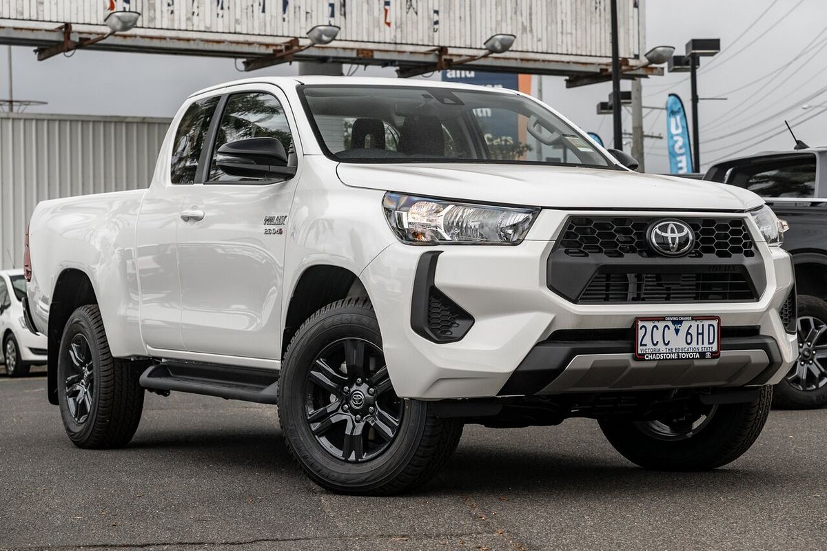 2024 Toyota Hilux