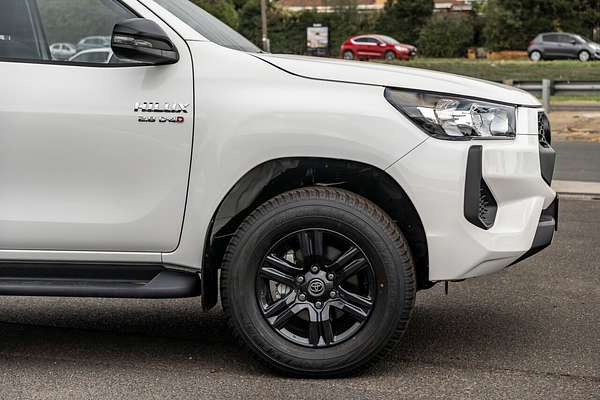 2024 Toyota Hilux