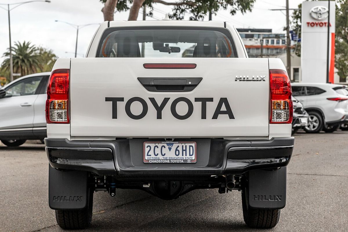 2024 Toyota Hilux